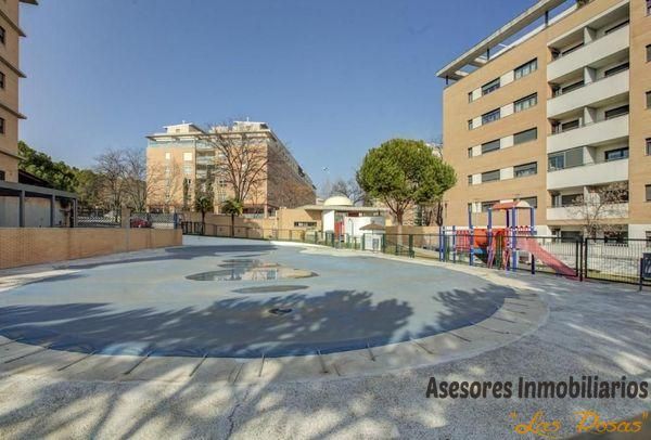Exterior view of Attic for sale in  Madrid Capital  with Air Conditioner, Heating and Terrace