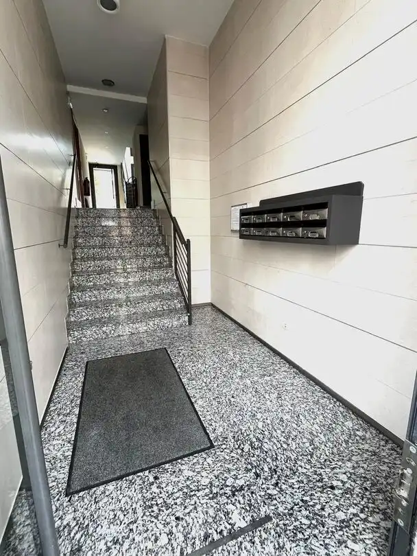 Piso en venta en  Pamplona / Iruña con Calefacción, Jardín privado y Trastero