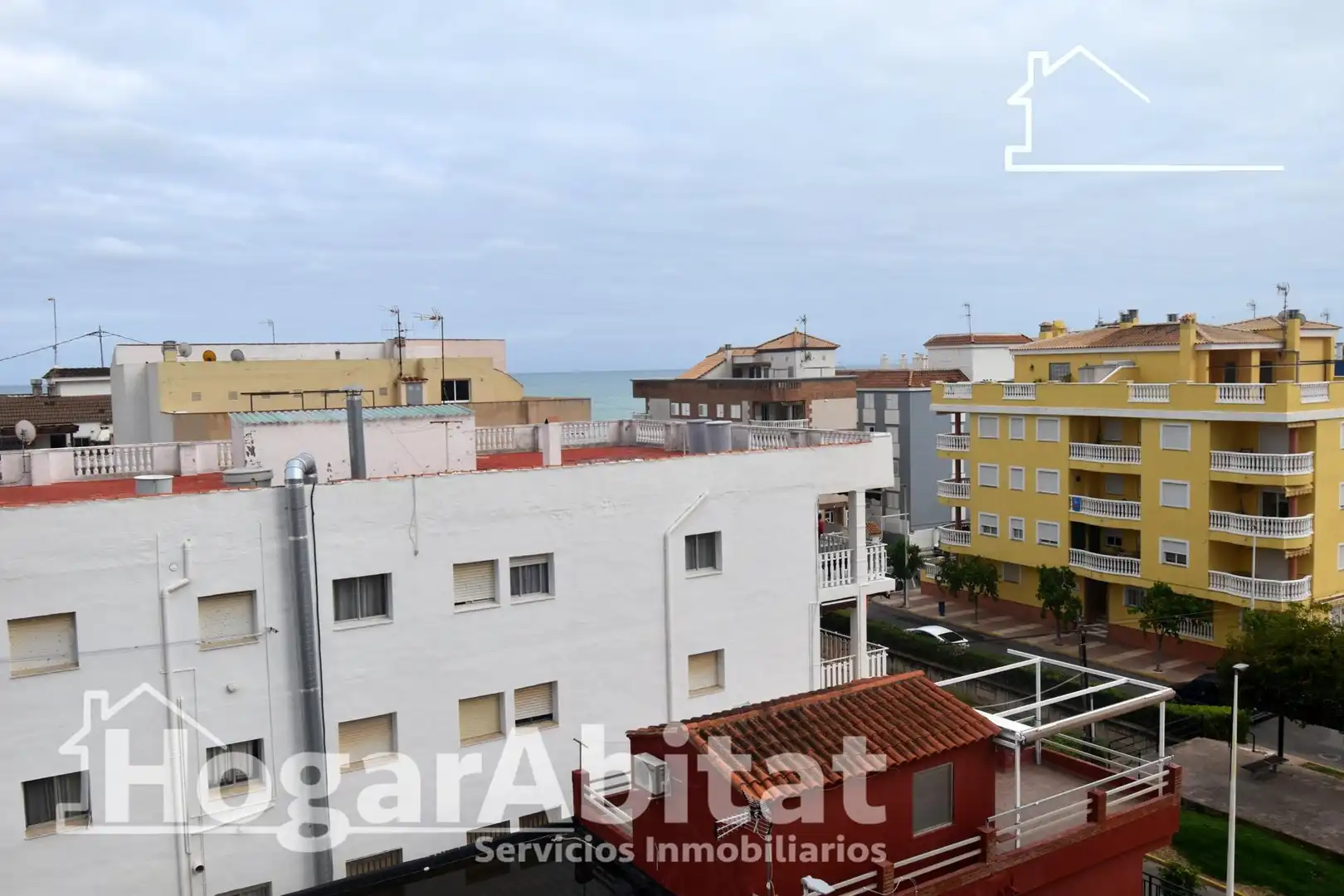 Vista exterior de Ático en venta en Moncofa con Terraza, Trastero y Amueblado