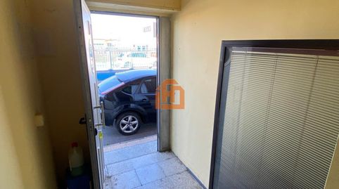 Foto 3 de Oficina de alquiler en Onzonilla, León