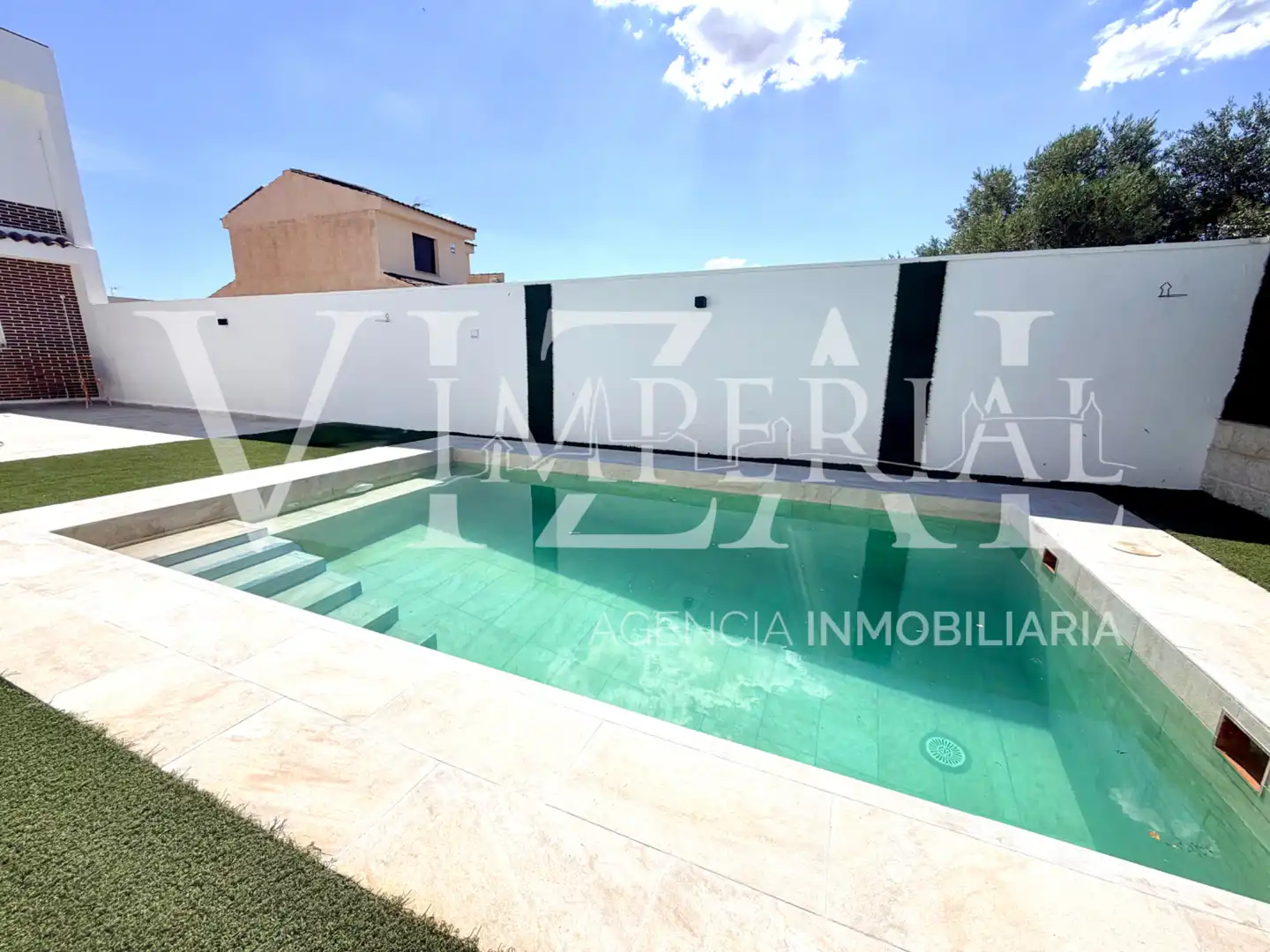 Piscina de Casa o xalet en venda en Argés amb Aire condicionat, Calefacció i Jardí privat
