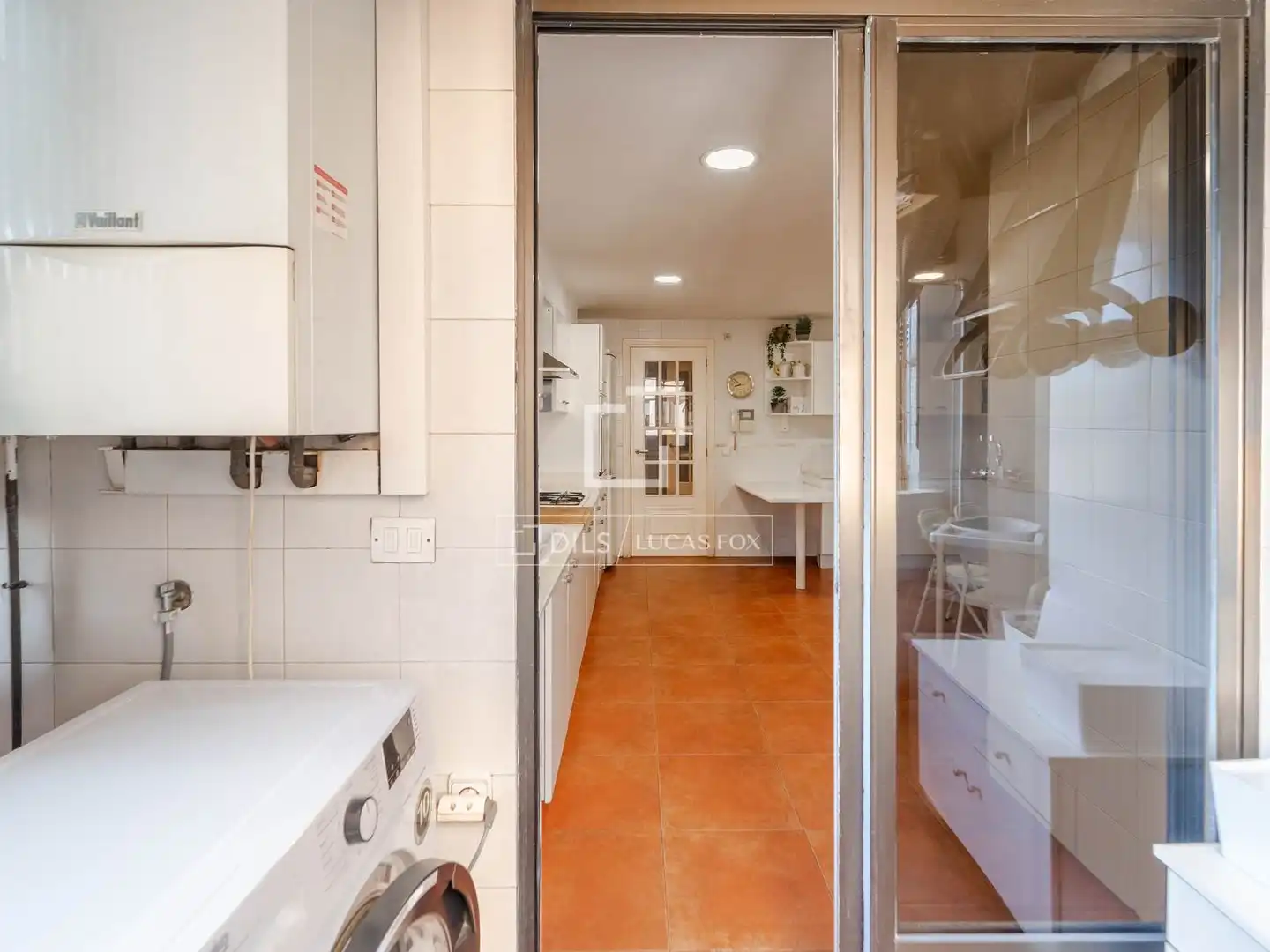 Kitchen of Flat for rent in El Pla del Real