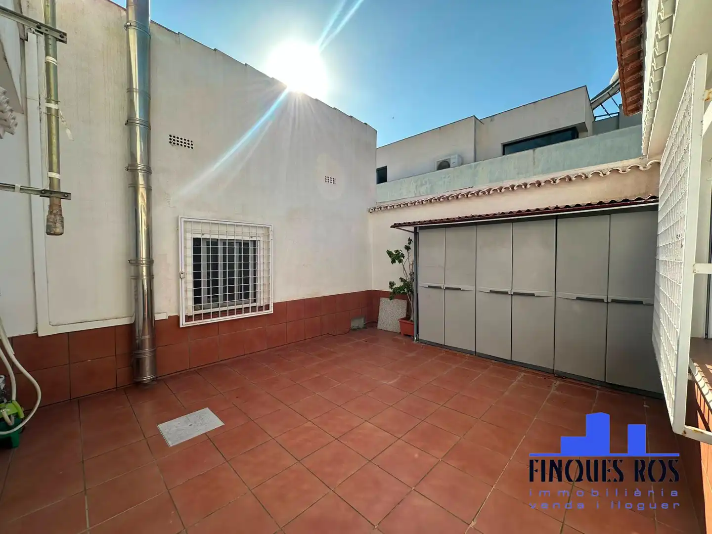 Vista exterior de Piso en venta en Vinaròs con Aire acondicionado, Calefacción y Terraza