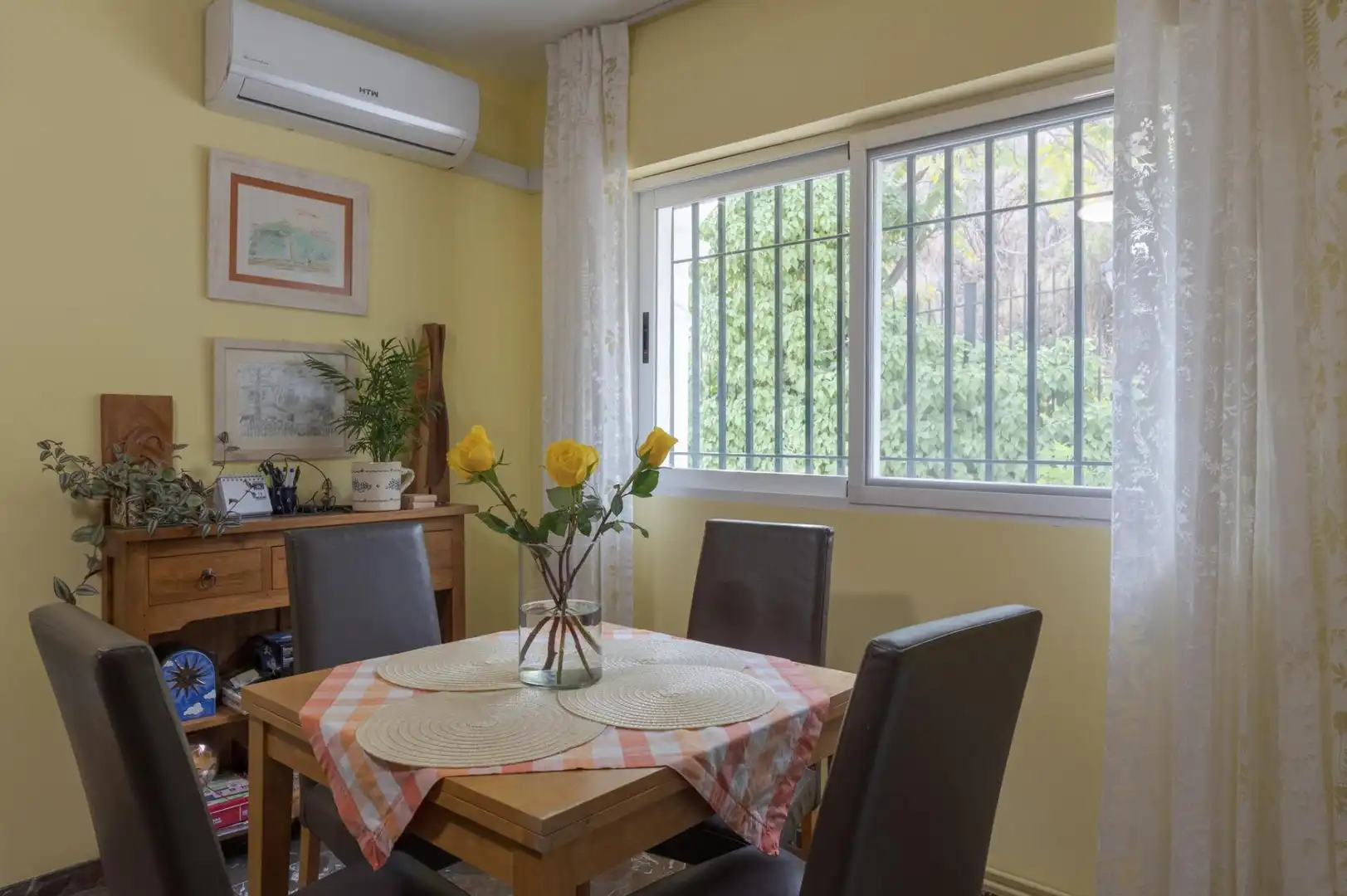 Dining room of Flat for sale in Genil