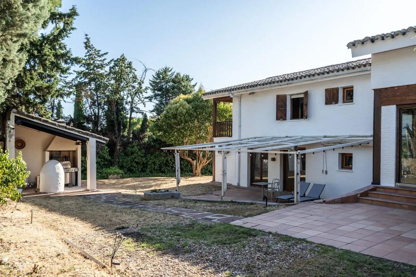 Vista exterior de Casa o chalet en venta en Las Rozas de Madrid con Aire acondicionado, Calefacción y Jardín privado