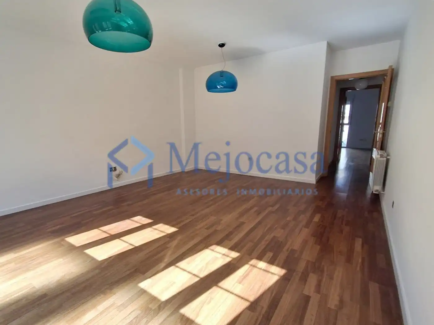 Sala d'estar de Pis en venda en Madrid amb Aire condicionat, Calefacció i Parquet