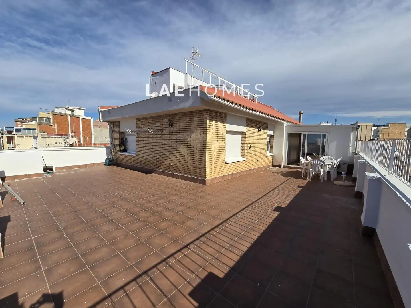 Terrasse von Dachboden zum Verkauf in Barcelona mit Klimaanlage, Heizung und Parkett