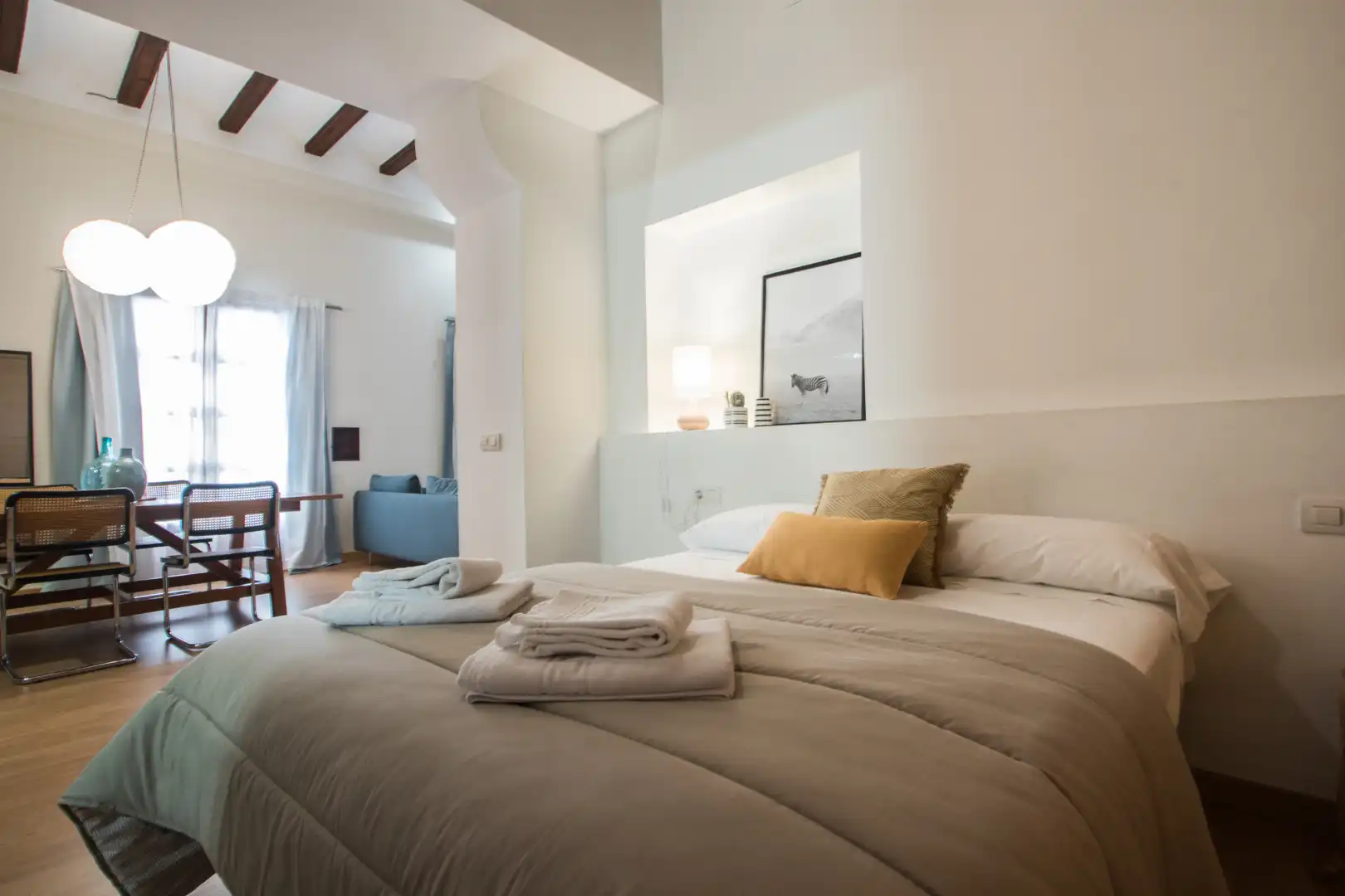 Habitación de Loft de alquiler en Valencia con Aire acondicionado, Calefacción y Parquet
