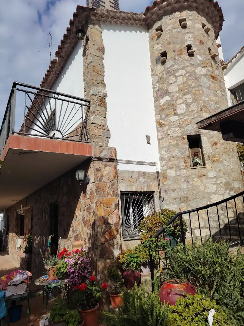 Exterior view of Houses for sale in Argentona  with Air Conditioner, Heating and Private garden