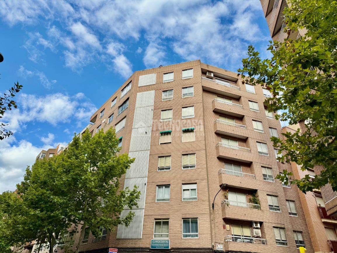 Vista exterior de Pis en venda en  Zaragoza Capital