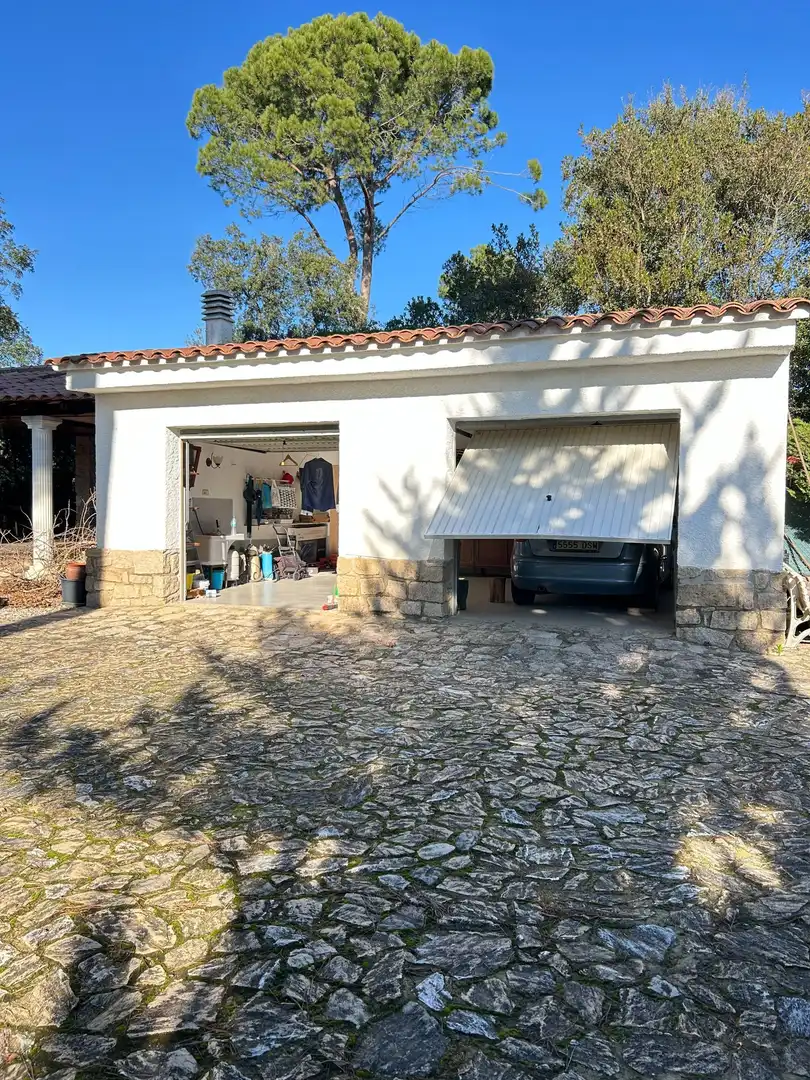 Parking de Casa o chalet en venta en Santa Coloma de Farners con Calefacción, Jardín privado y Terraza