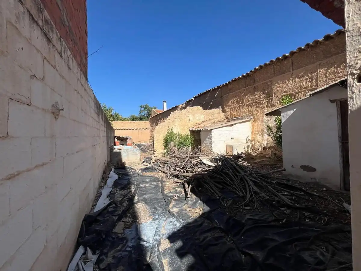Lands and plots for sale in La Roda, imagen 5