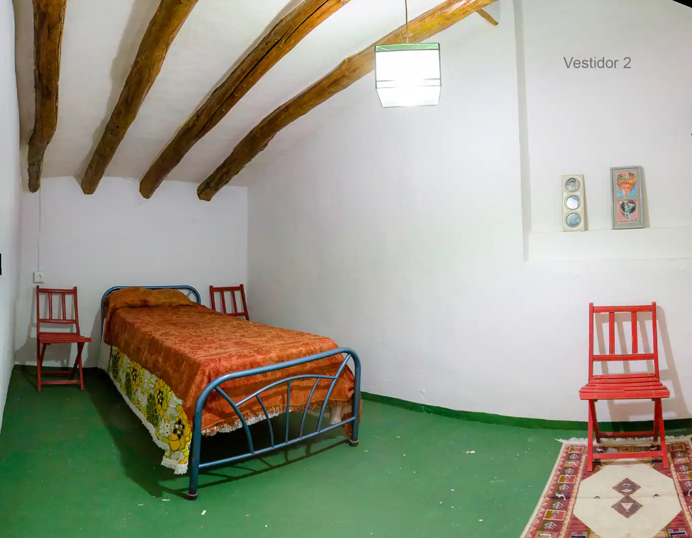 Dormitori de Casa o xalet en venda en Cuevas del Campo amb Moblat, Forn i TV