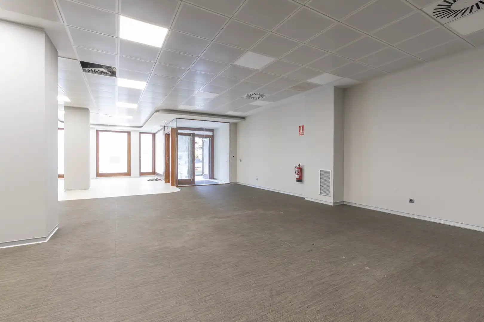 Local comercial en venda a Pl. del Charco, 6, imagen 6
