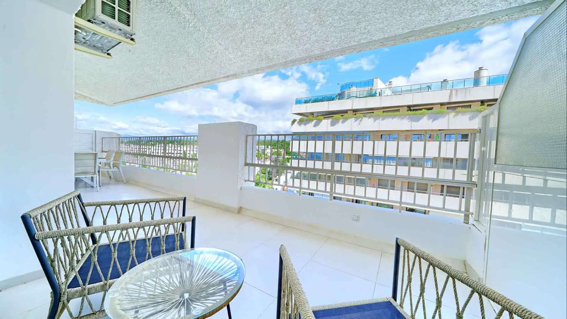 Terraza de Ático en venta en Marbella con Aire acondicionado, Terraza y Piscina