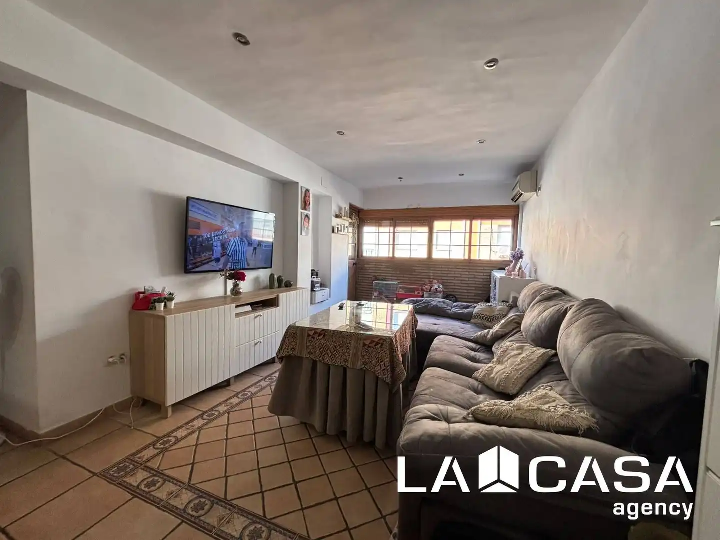 Sala d'estar de Pis en venda en Dos Hermanas amb Terrassa