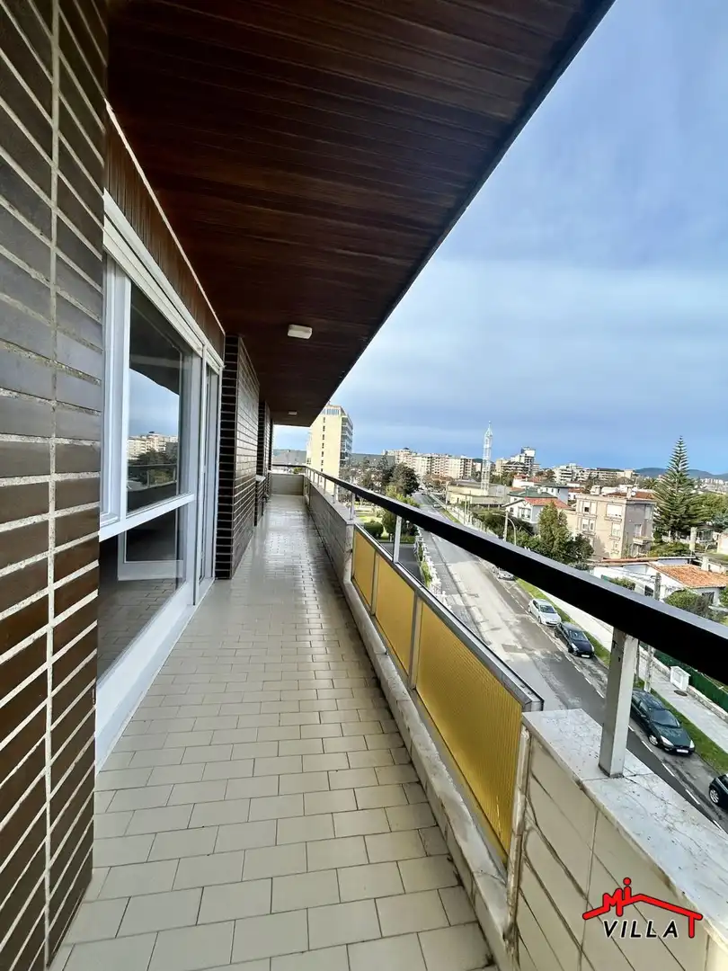 Exterior view of Flat for sale in Laredo  with Terrace