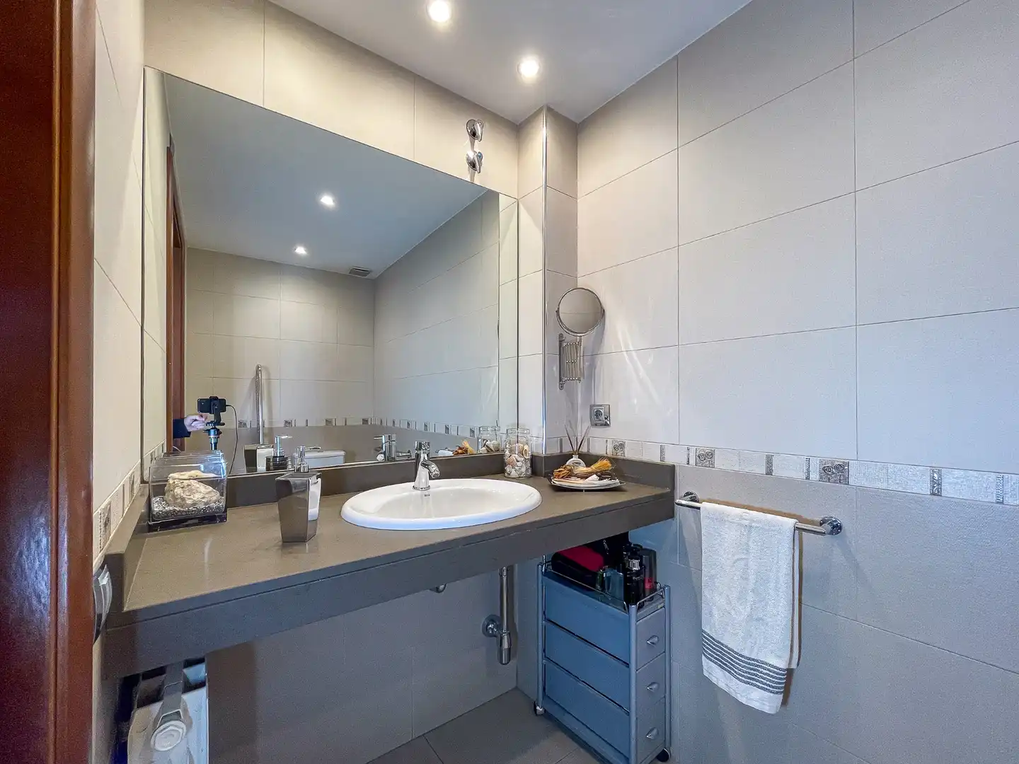 Baño de Casa adosada en venta en Mataró con Aire acondicionado, Calefacción y Jardín privado
