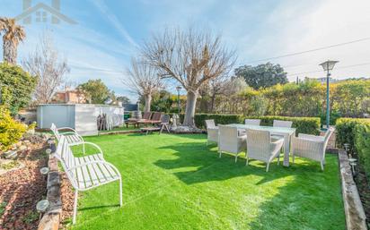 Jardí de Casa o xalet en venda en Santa Cruz del Retamar amb Aire condicionat, Calefacció i Jardí privat