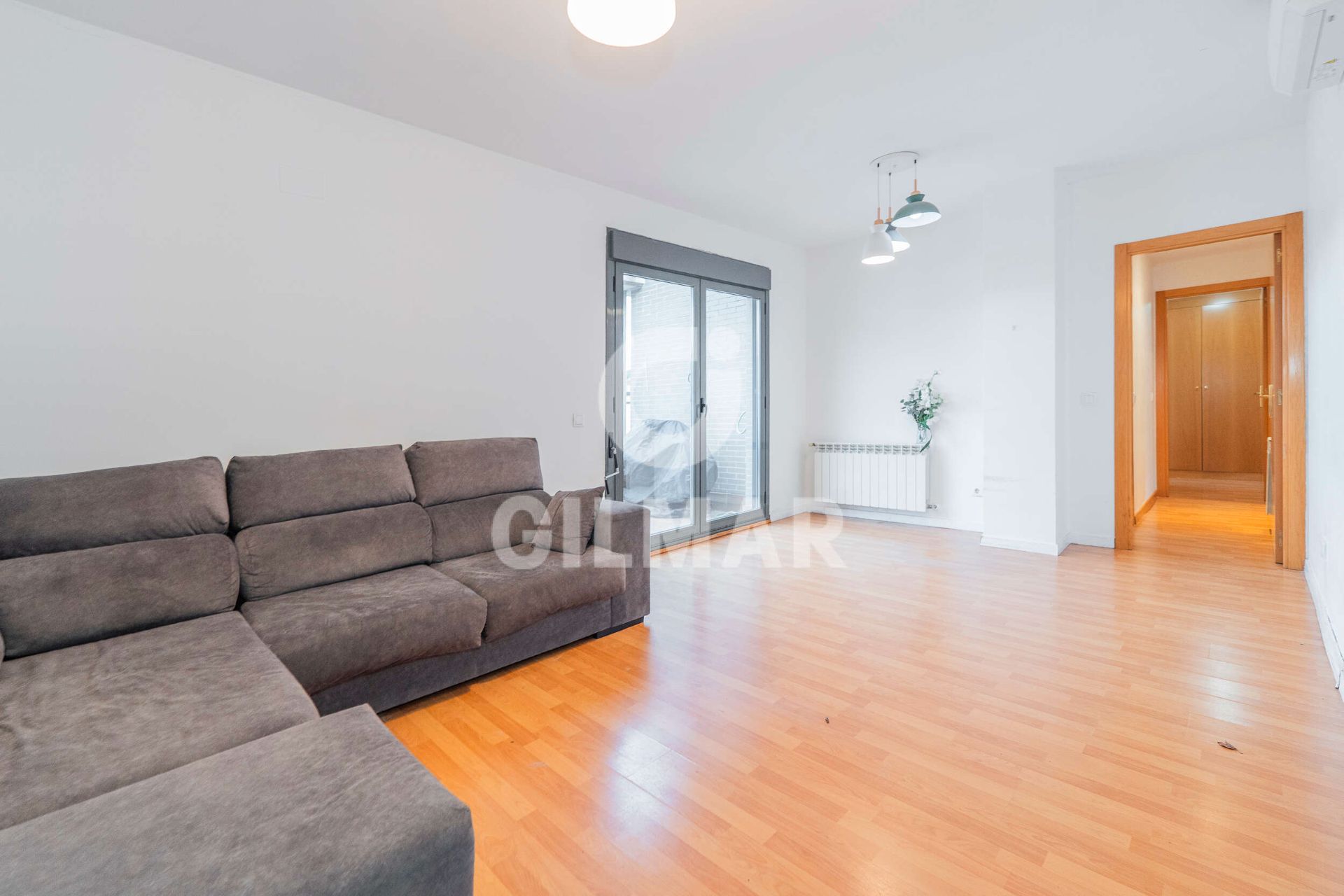 Sala d'estar de Pis en venda en  Madrid Capital amb Aire condicionat, Calefacció i Terrassa