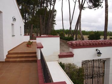 Casa rústica amb jardí en venda a Penàguila