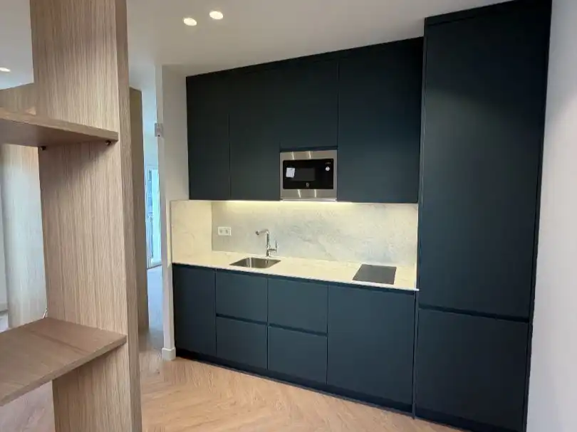 Küche von Wohnung zum Verkauf in  Madrid Capital mit Klimaanlage und Balkon