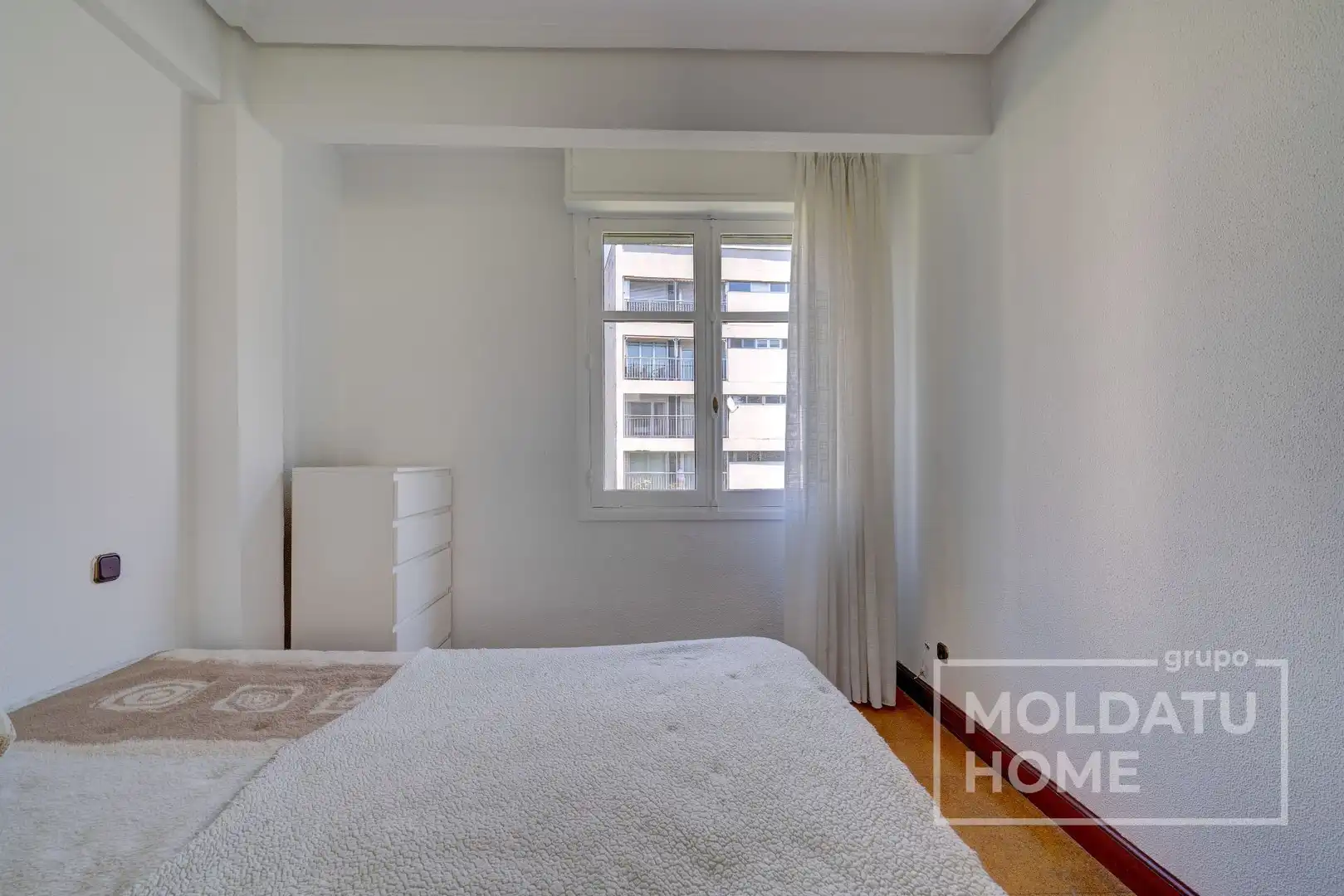 Schlafzimmer von Wohnung zum Verkauf in Donostia - San Sebastián  mit Heizung, Terrasse und Abstellraum