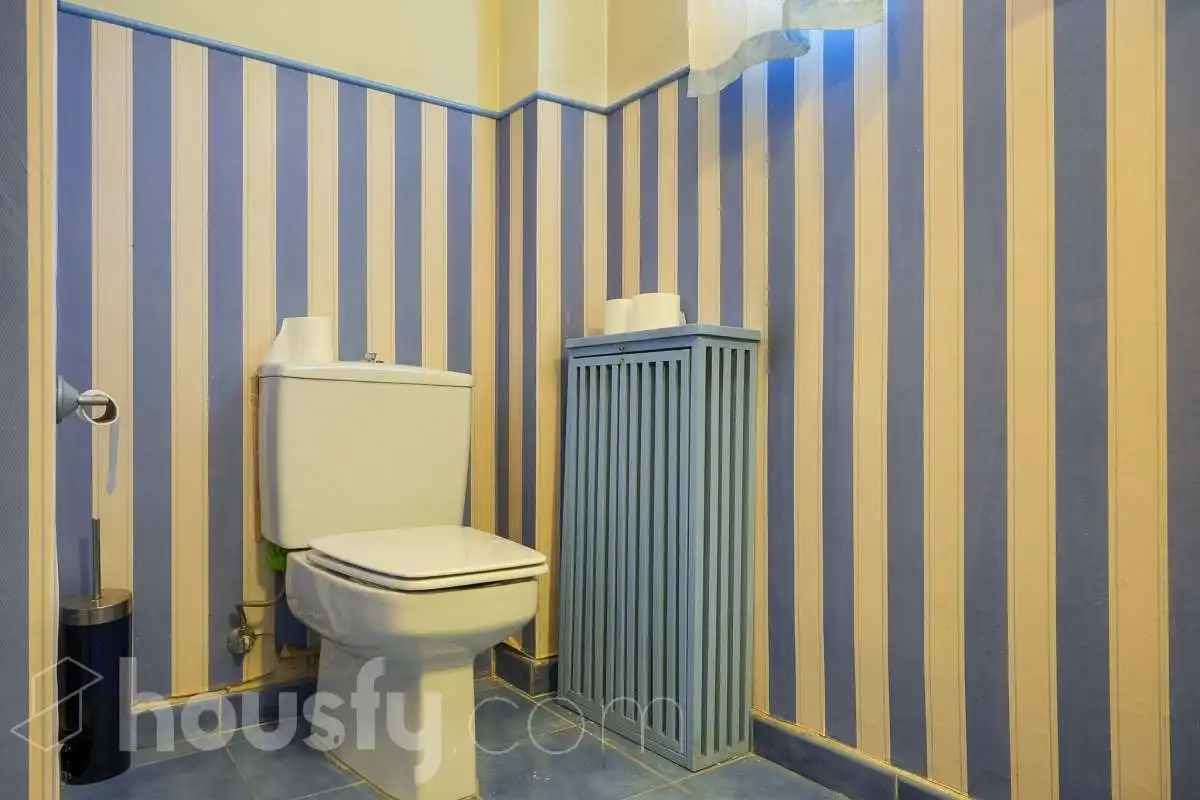 Bathroom of Houses for sale in Madrid  with Air Conditioner, Heating and Private garden