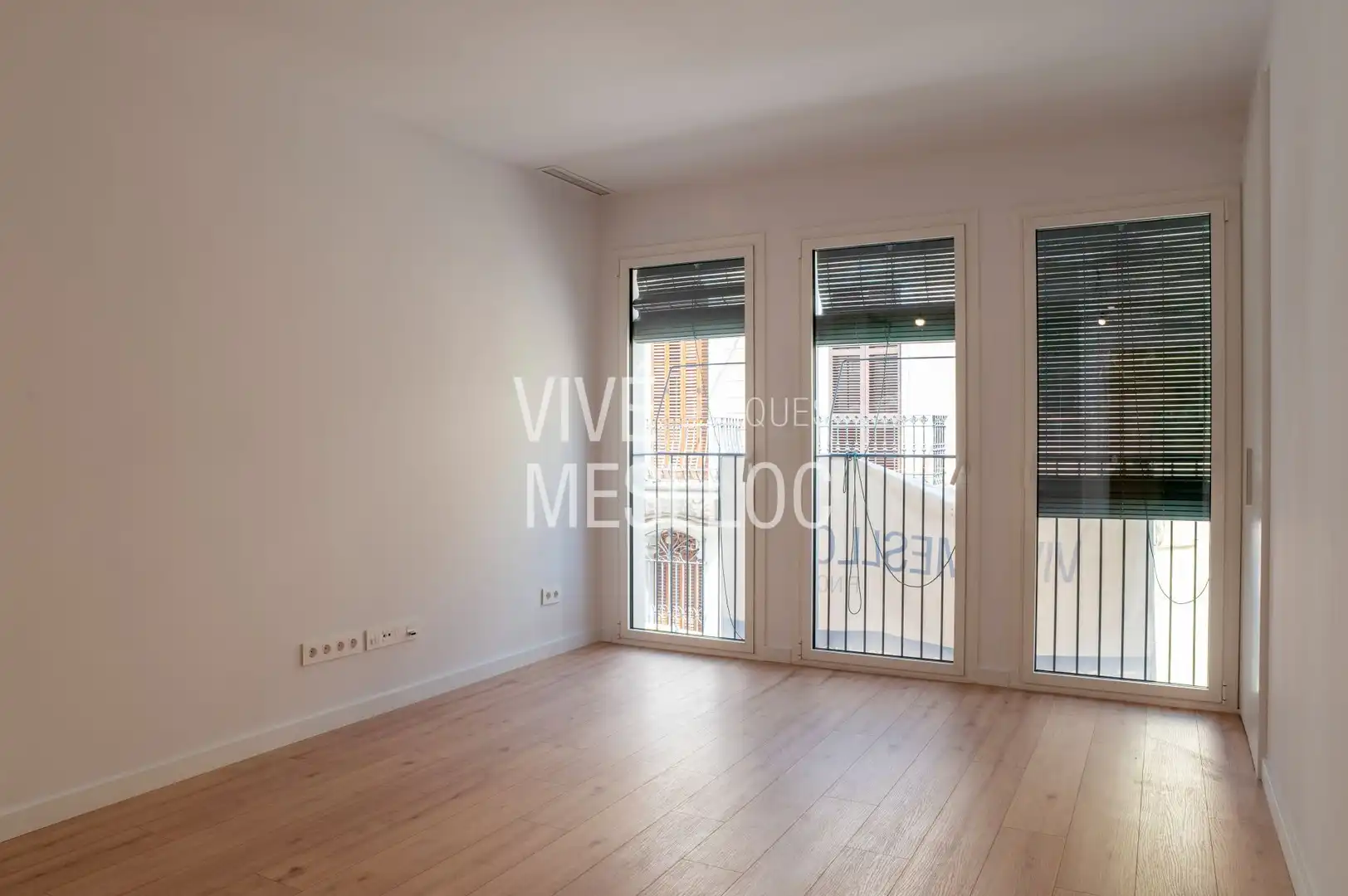 Living room of Flat for sale in El Masnou  with Air Conditioner and Heating