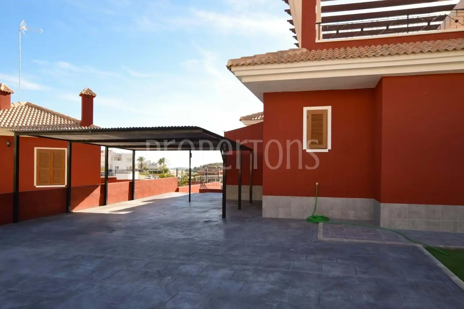 Detached house for sale in N/A