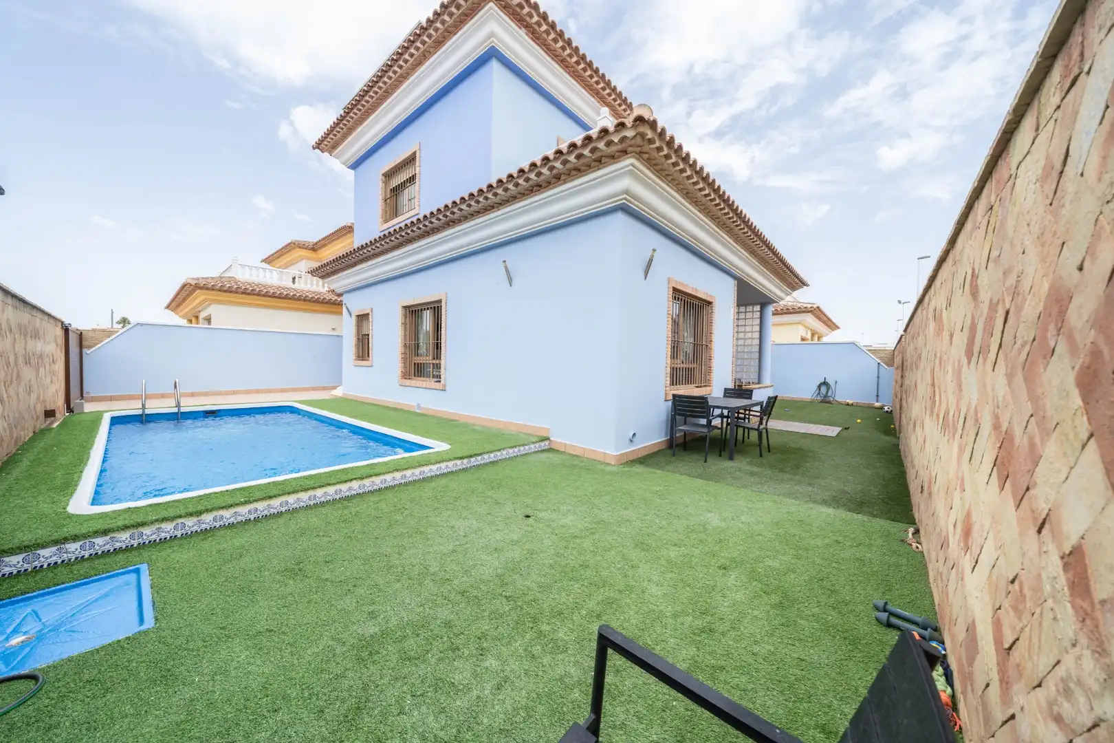 Casa amb piscina en venda a Los Peñascos - El Salero - Los Imbernones