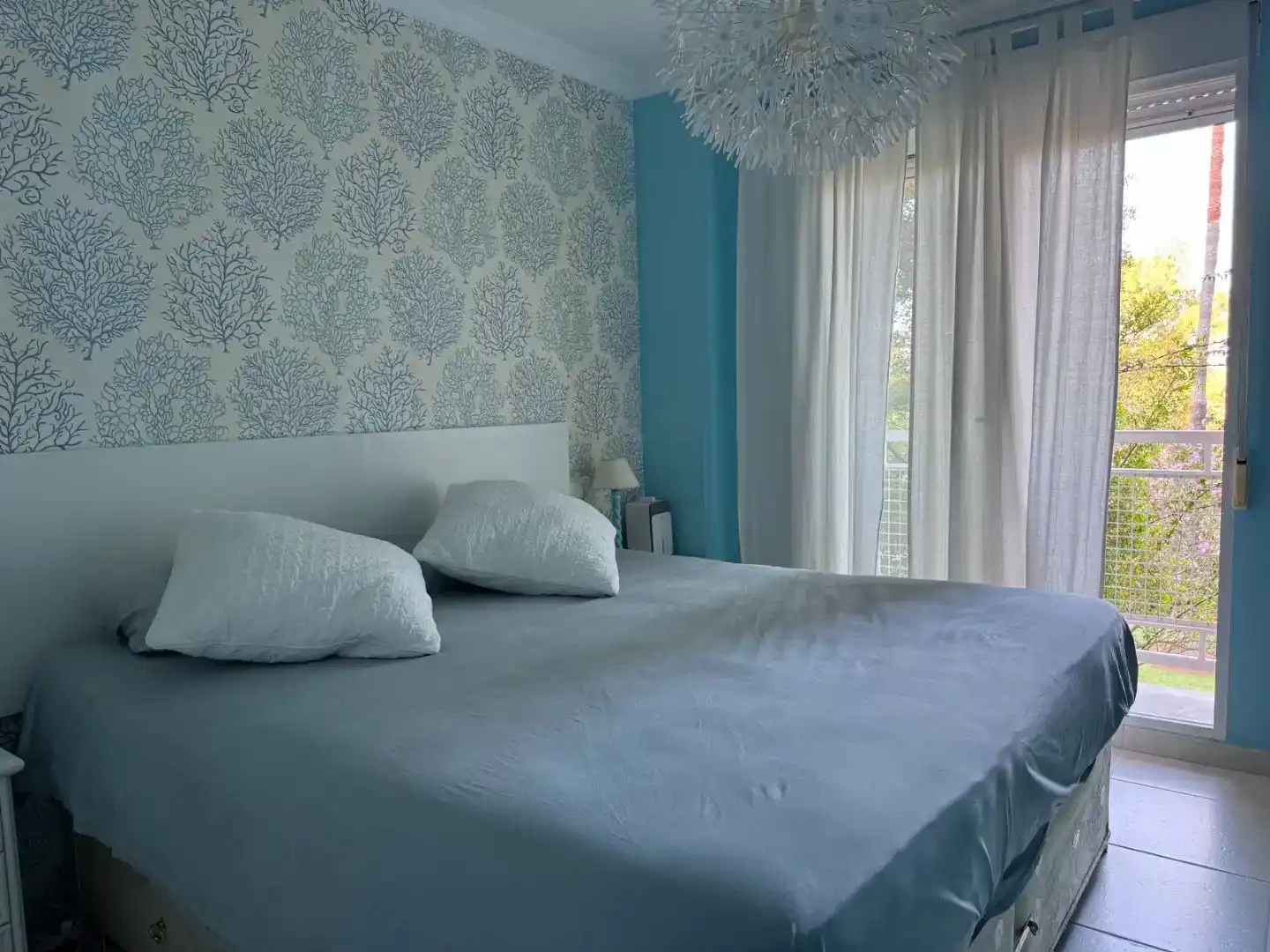 Bedroom of Apartments for rent in Oliva  with Air Conditioner, Swimming Pool and Balcony