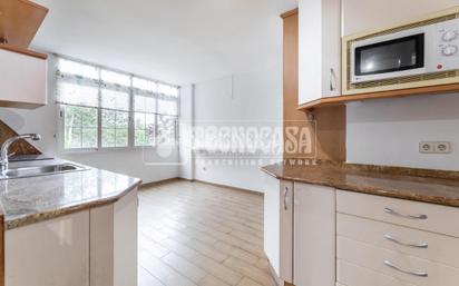 Kitchen of Flat for sale in Majadahonda  with Air Conditioner, Heating and Terrace