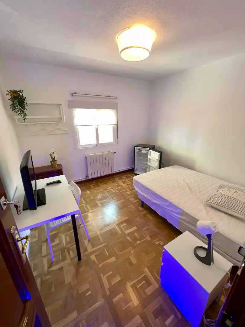 Habitación de Piso en venta en Leganés con Jardín privado, Terraza y Balcón