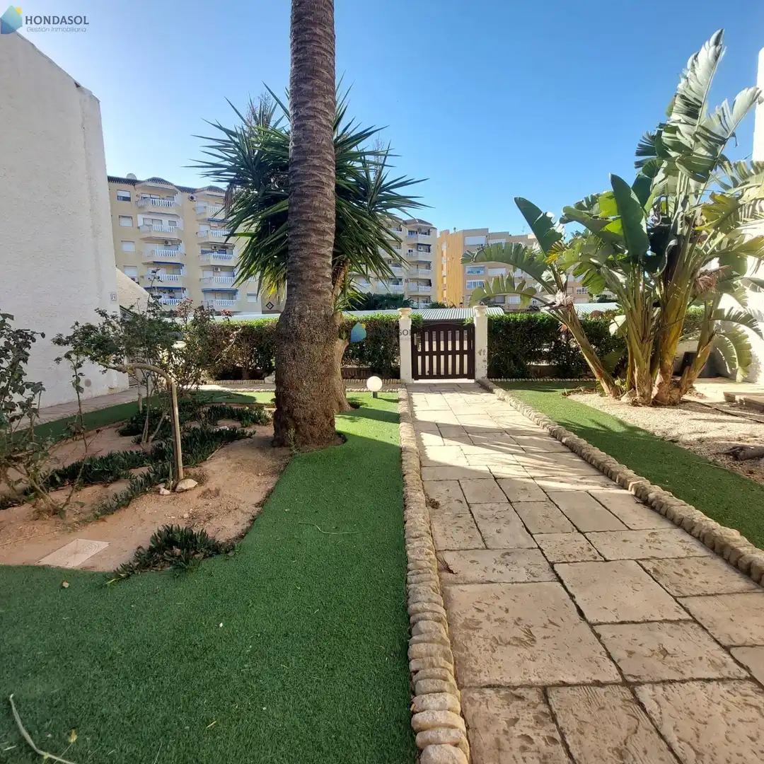 Jardí de Casa o xalet en venda en Cartagena amb Terrassa i Moblat