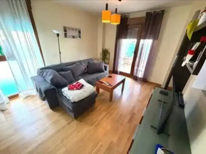 Sala d'estar de Pis en venda en Talamanca de Jarama amb Aire condicionat i Piscina