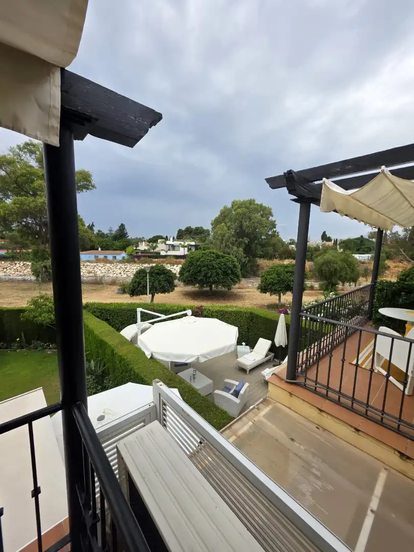 Terrassa de Casa adosada de lloguer en Marbella amb Aire condicionat, Calefacció i Jardí privat
