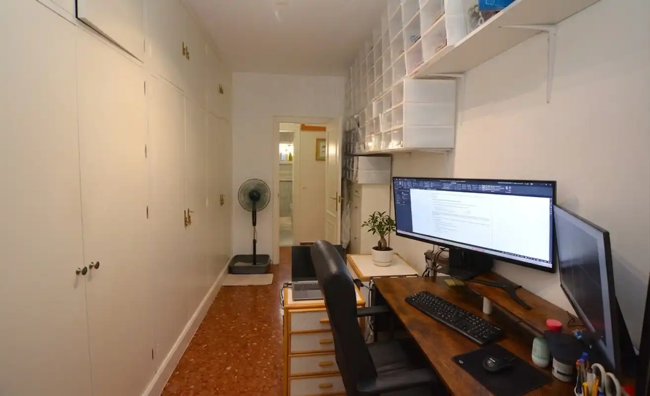 Piso en venta en Sevilla con Aire acondicionado, Terraza y Trastero