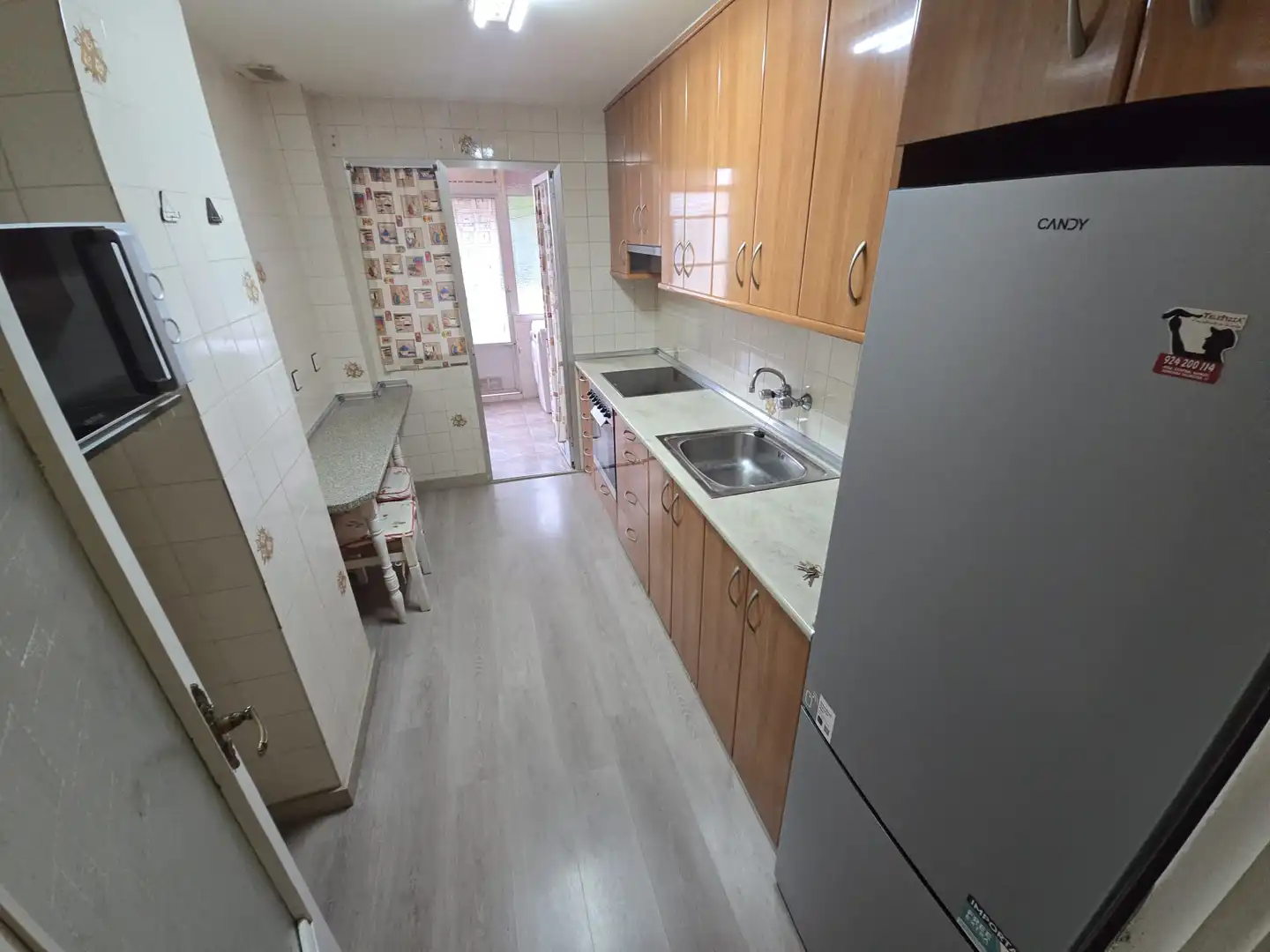 Cuina de Apartament de lloguer en Cáceres amb Aire condicionat, Terrassa i Moblat