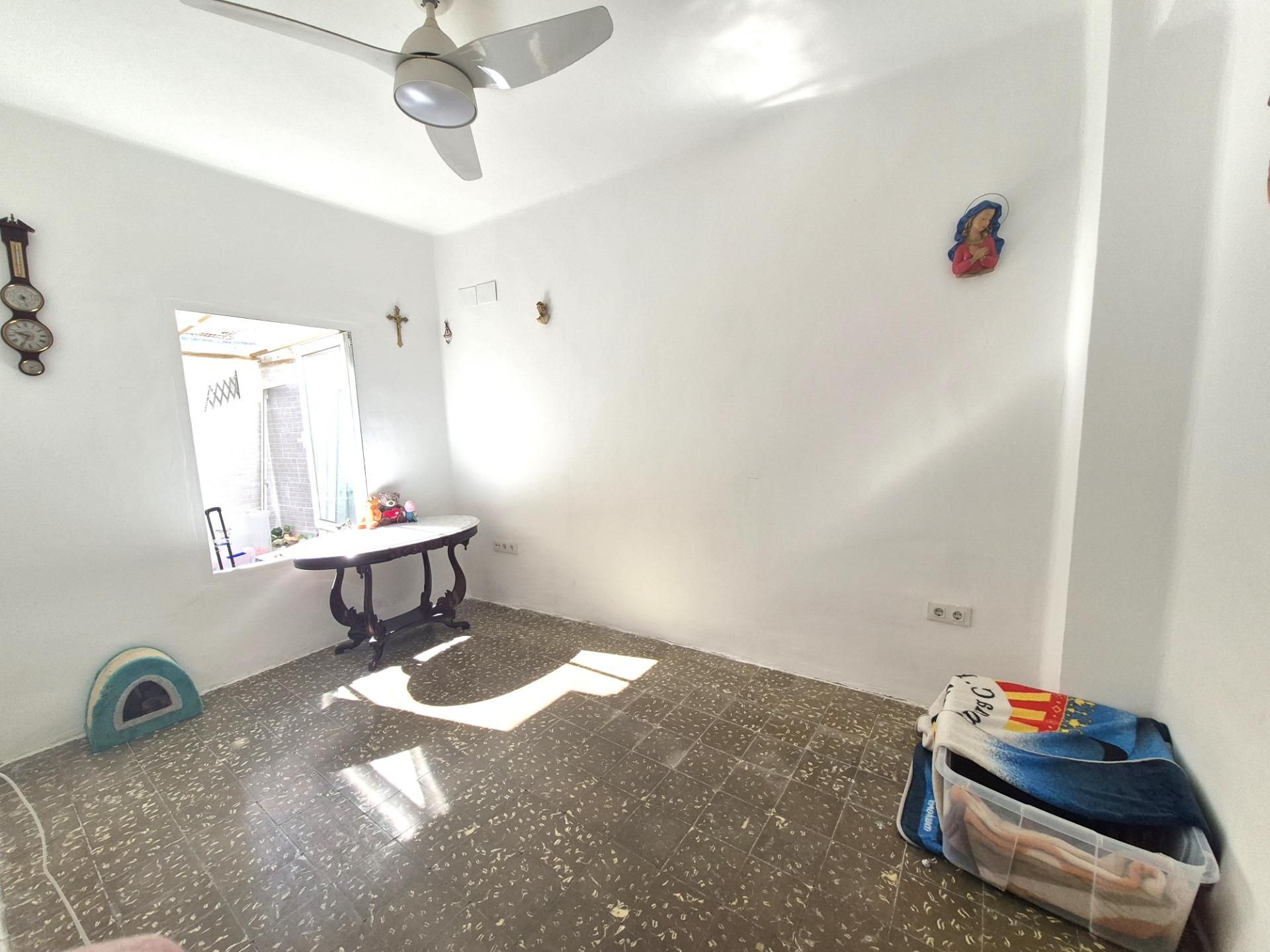 Planta baja for sale in Mislata  with Terrace and Jacuzzi