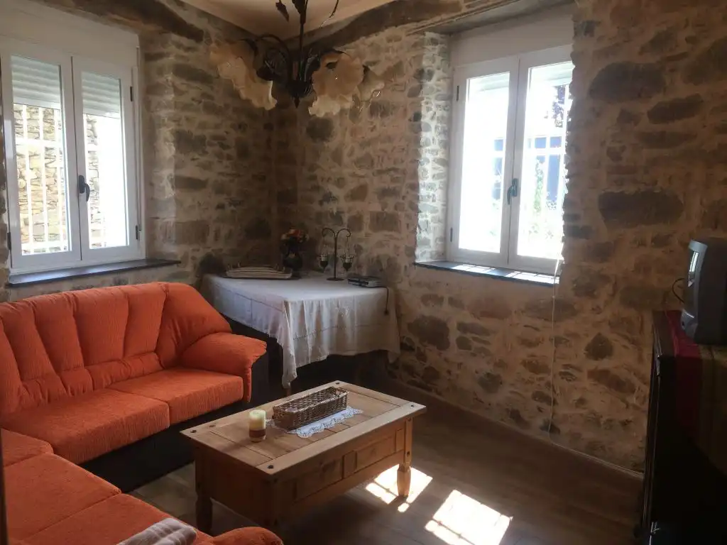 Casa rústica amb jardí en venda a Noceda del Bierzo, imagen 5