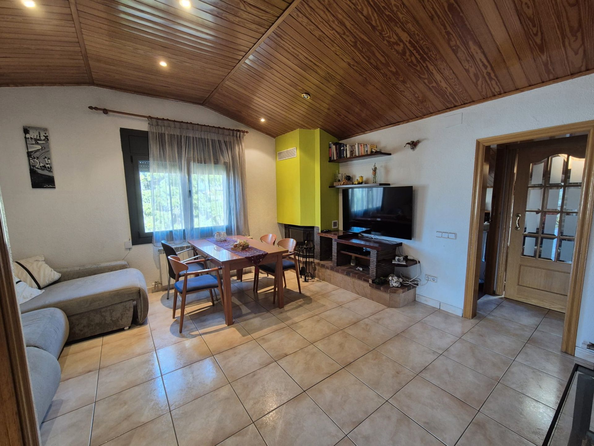 Dining room of Flat for sale in Gurb  with Heating, Terrace and Balcony