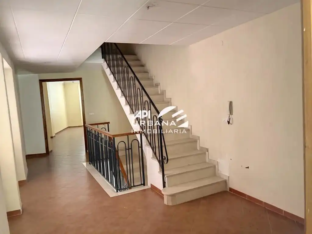 Casa o xalet en venda en Puente Genil amb Terrassa i Balcó