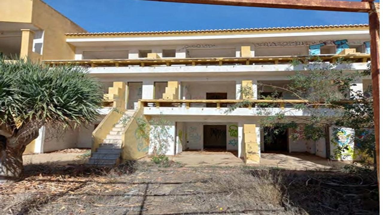Exterior view of Building for sale in Roquetas de Mar