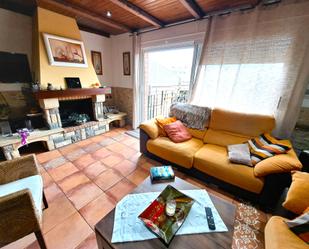Living room of Single-family semi-detached for sale in Mataró  with Air Conditioner, Heating and Private garden