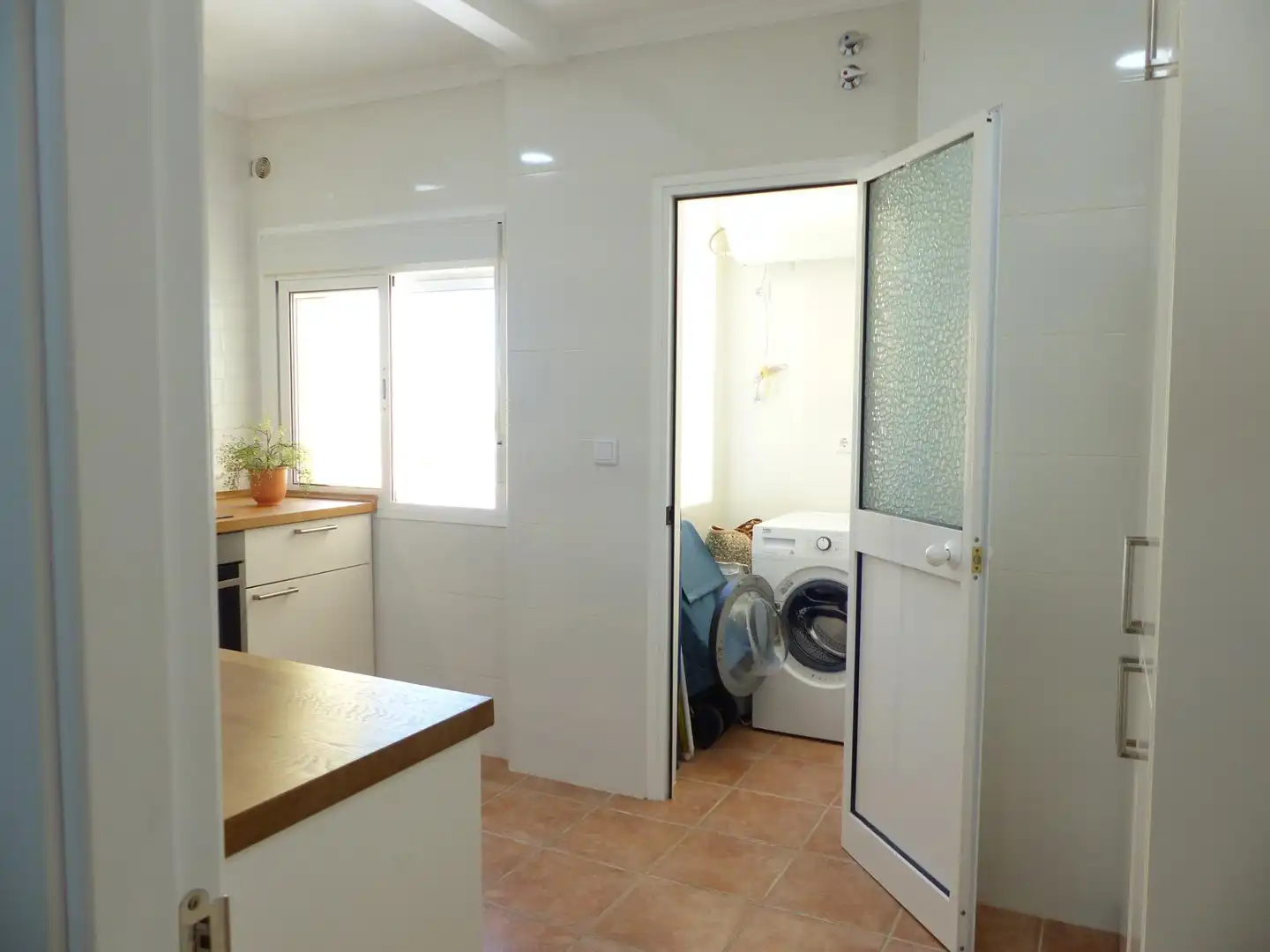 Kitchen of Flat for sale in Chipiona  with Air Conditioner, Terrace and Furnished