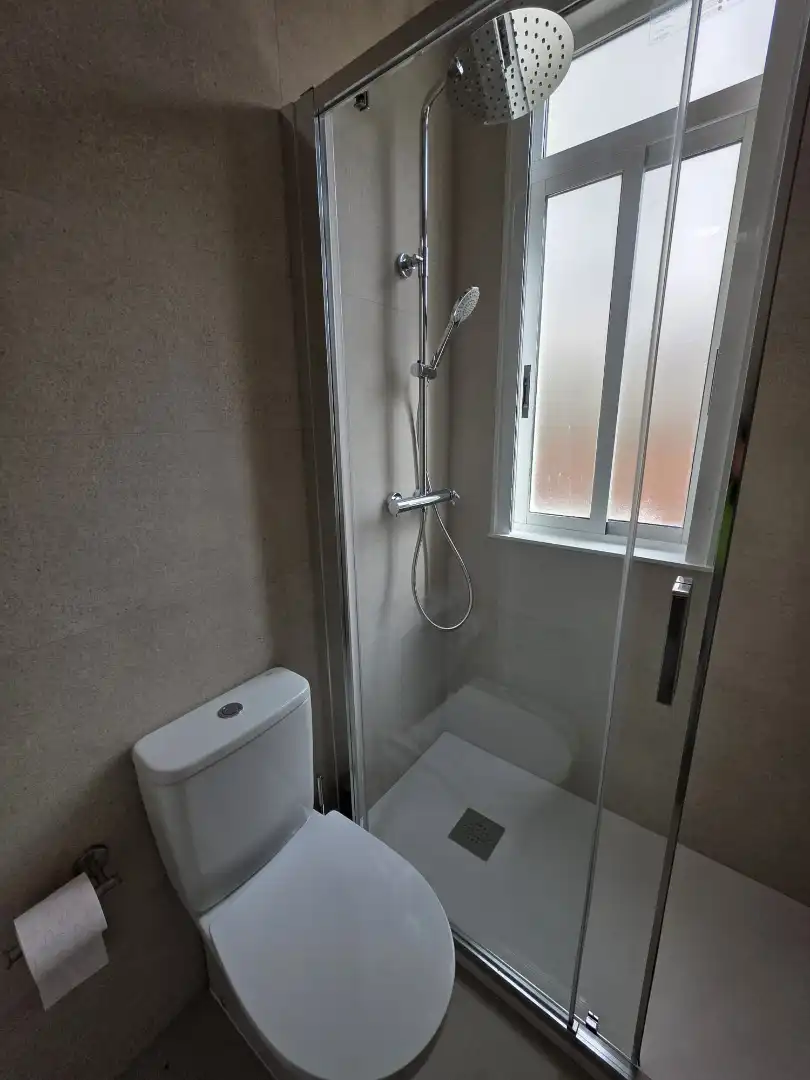 Bathroom of Flat for sale in Ferrol  with Oven and Microwave