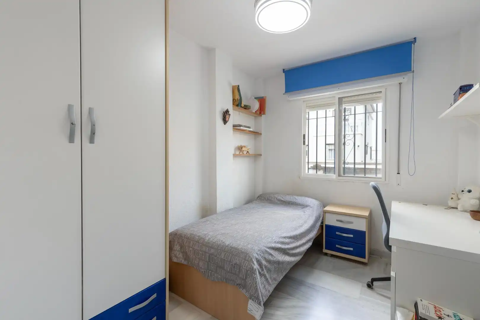 Habitación de Casa o chalet en venta en Altos de la Zubia