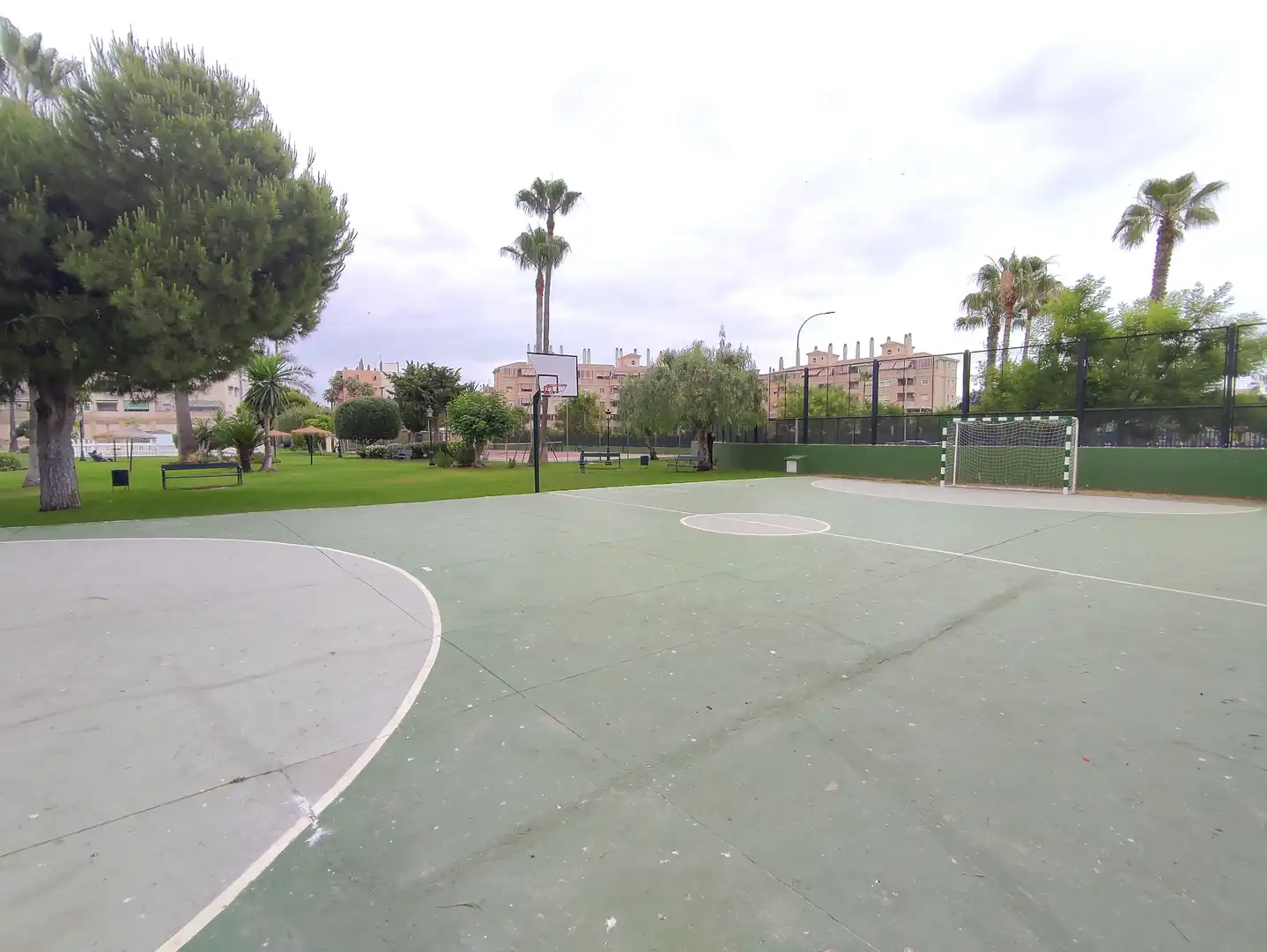 Parking de Piso en venta en Málaga con Aire acondicionado, Terraza y Trastero
