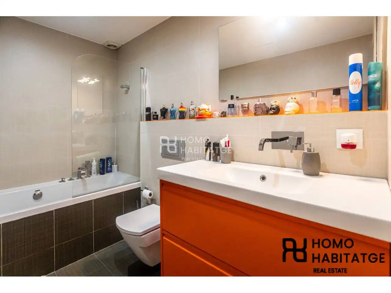 Baño de Casa o chalet en venta en Sabadell con Aire acondicionado, Calefacción y Terraza
